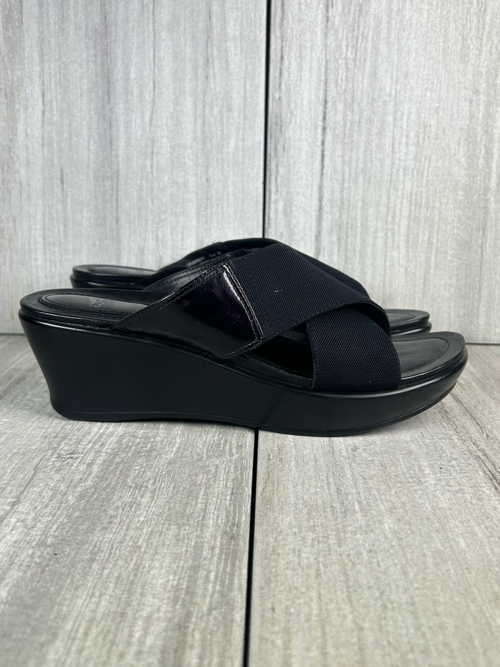 Dansko Ava Black Cross Strap Wedge Slip On Elastic Mules Shoes Women’s Size 8